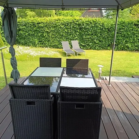 度假居 With 1 Bedroom 布兰肯海姆