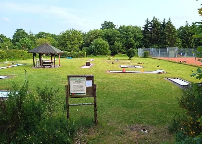 With 1 Bedroom * 布兰肯海姆